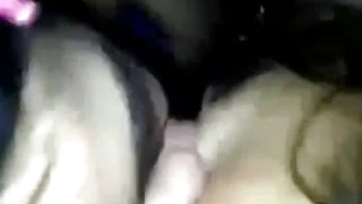 ایک روسی لڑکے نے ایک خوبصورت لڑکی کو مختلف پوزیشنوں پر چدوایا