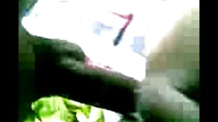 روسی جوڑے کریمپی کے ساتھ جنسی تعلقات کر رہے ہیں۔