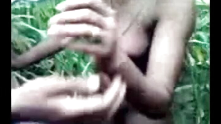 سیاہ فام عورت زاوادی کو ایک سفید فام عاشق نے چدوایا