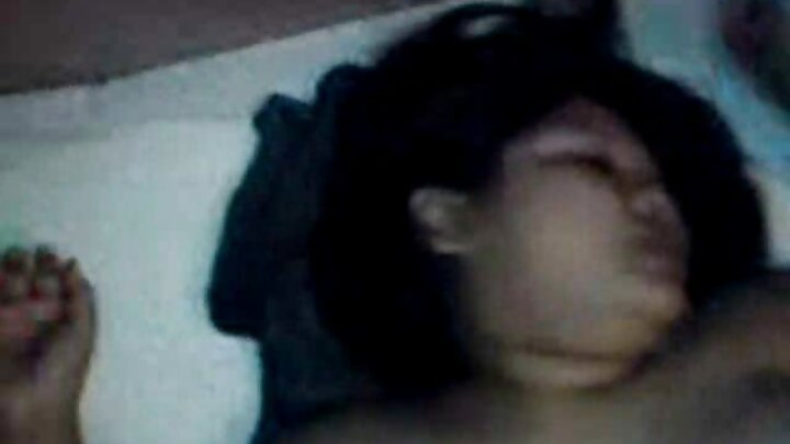 ٹیچر انا کولبا نے اپنے دفتر میں پرنسپل کو چود لیا۔